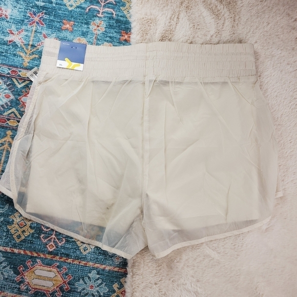 Old Navy High Waisted Wishbone Water Repellent 2 in 1 Run Shorts BNWT XL - Picture 14 of 15